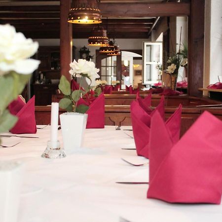Hotel & Restaurant Lamm Мосбах Екстериор снимка
